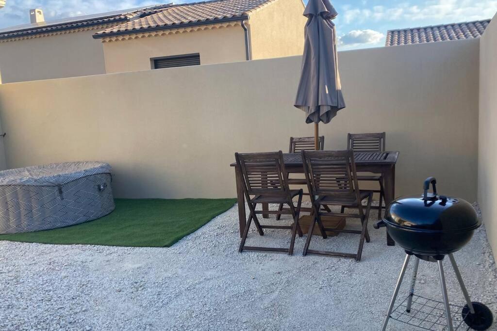 Villa Cosy House Jacuzzi à Carpentras Extérieur photo